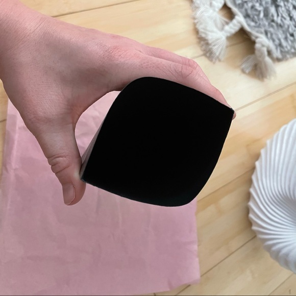 Chanel sleeve - Picture 2 of 2